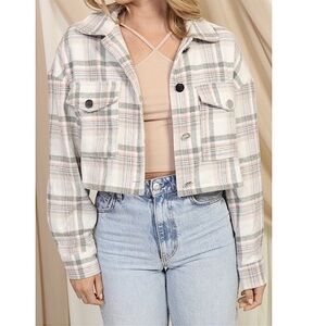 WOMENS WHITE PLAID BUTTON CROPPED SHACKET